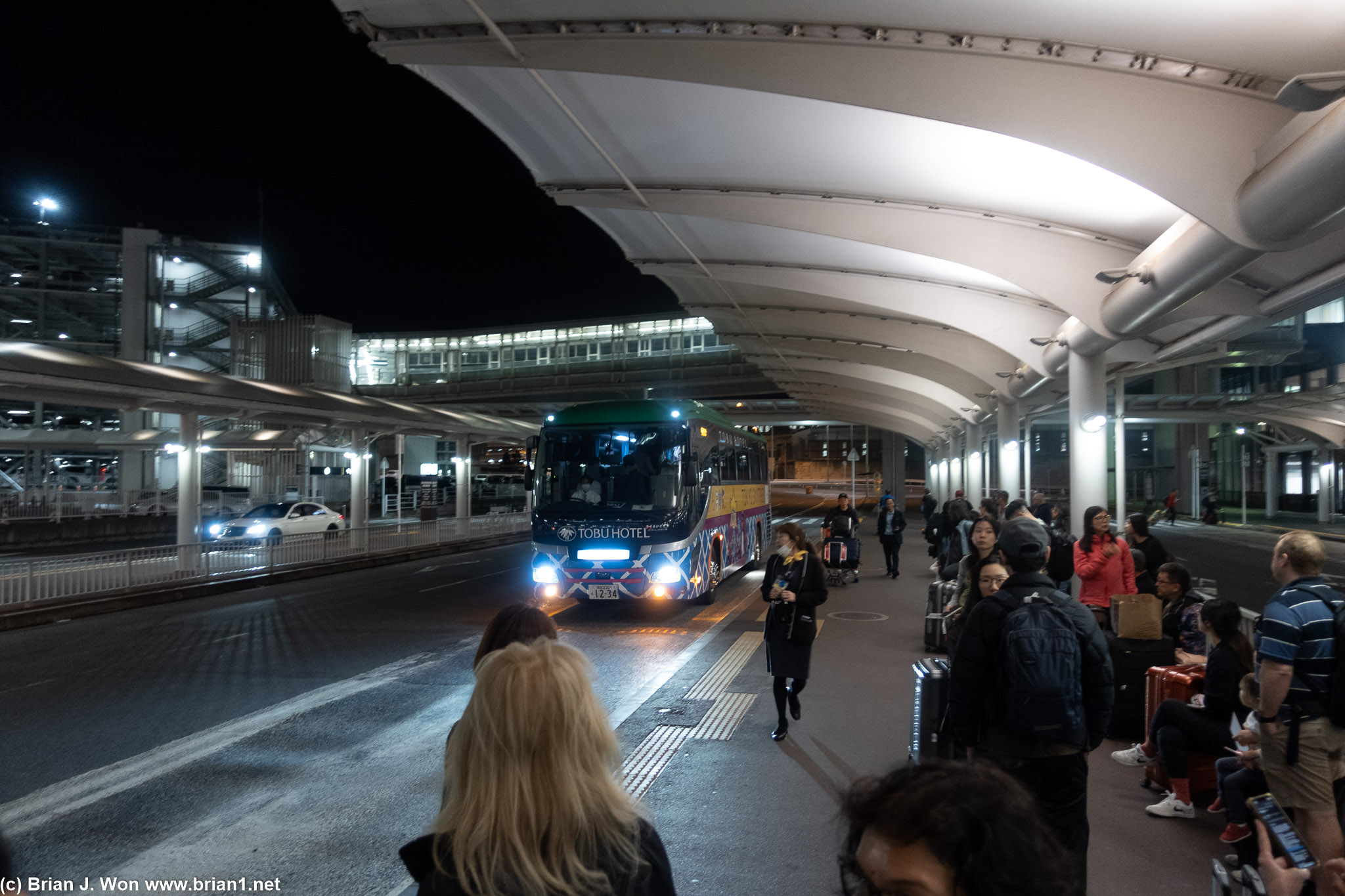 Narita Tobu Hotel has regular shuttle buses to the airport.