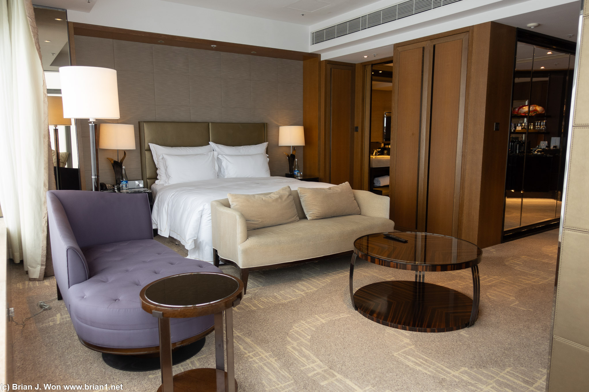 Upgraded to corner suite, harbour view..