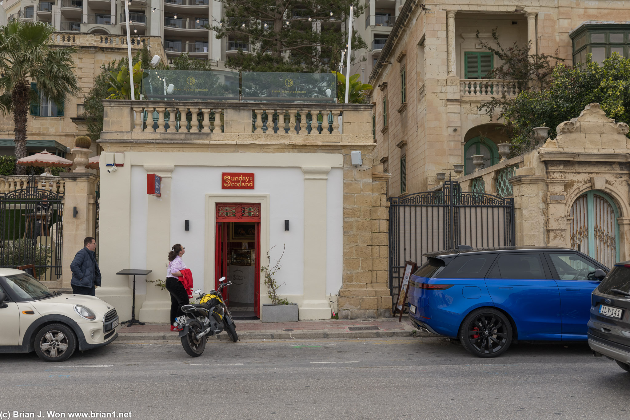 Sunday In Scotland further down the tourist drag (Balluta Bay/Sliema).