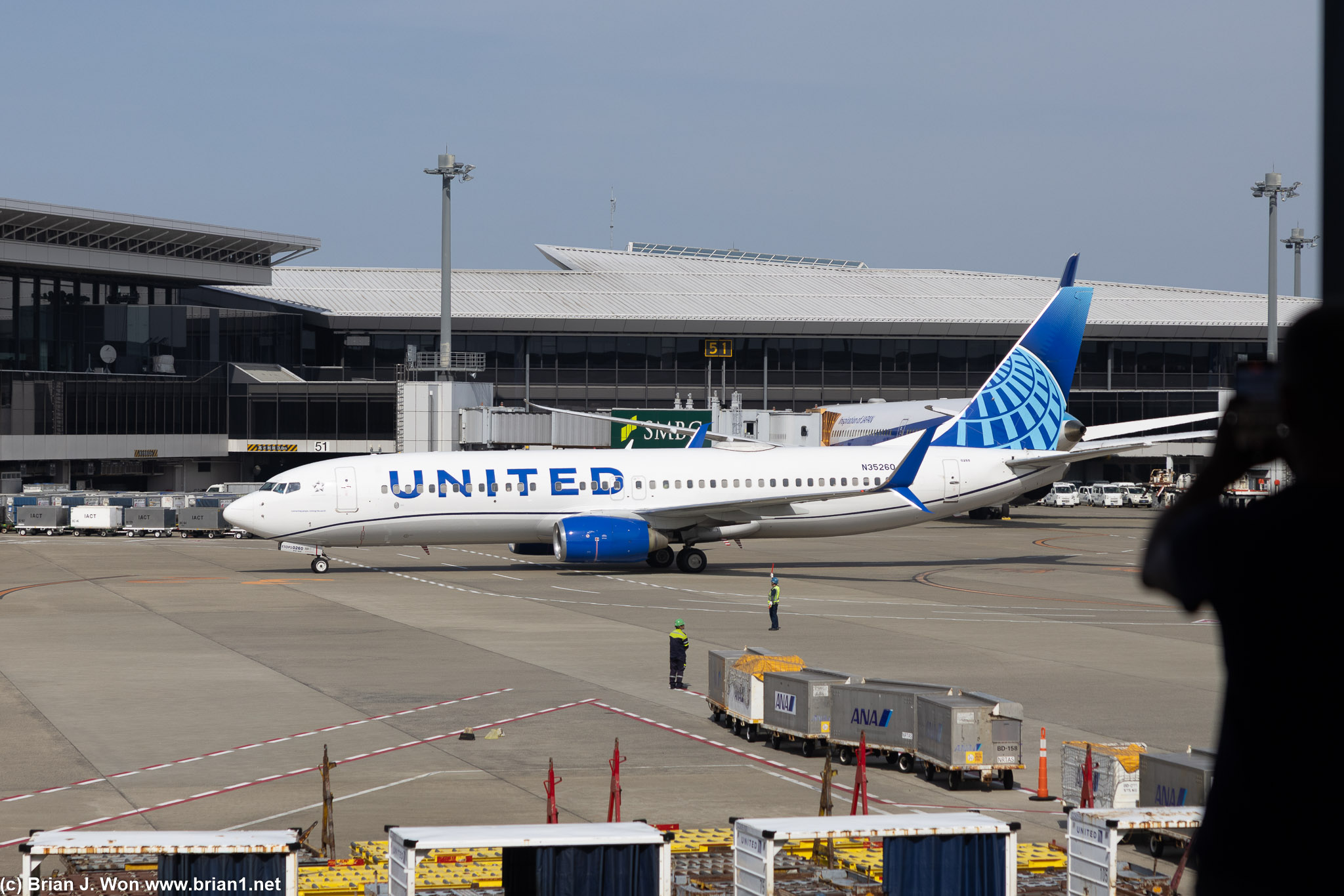N35260, a 24 year old 737-800, arrives to ferry us all to Ulaanbaatar.