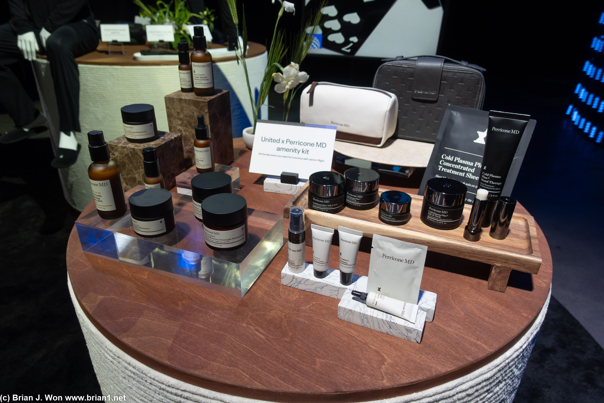 United x Perricone MD amenity kit for Polaris Studio.