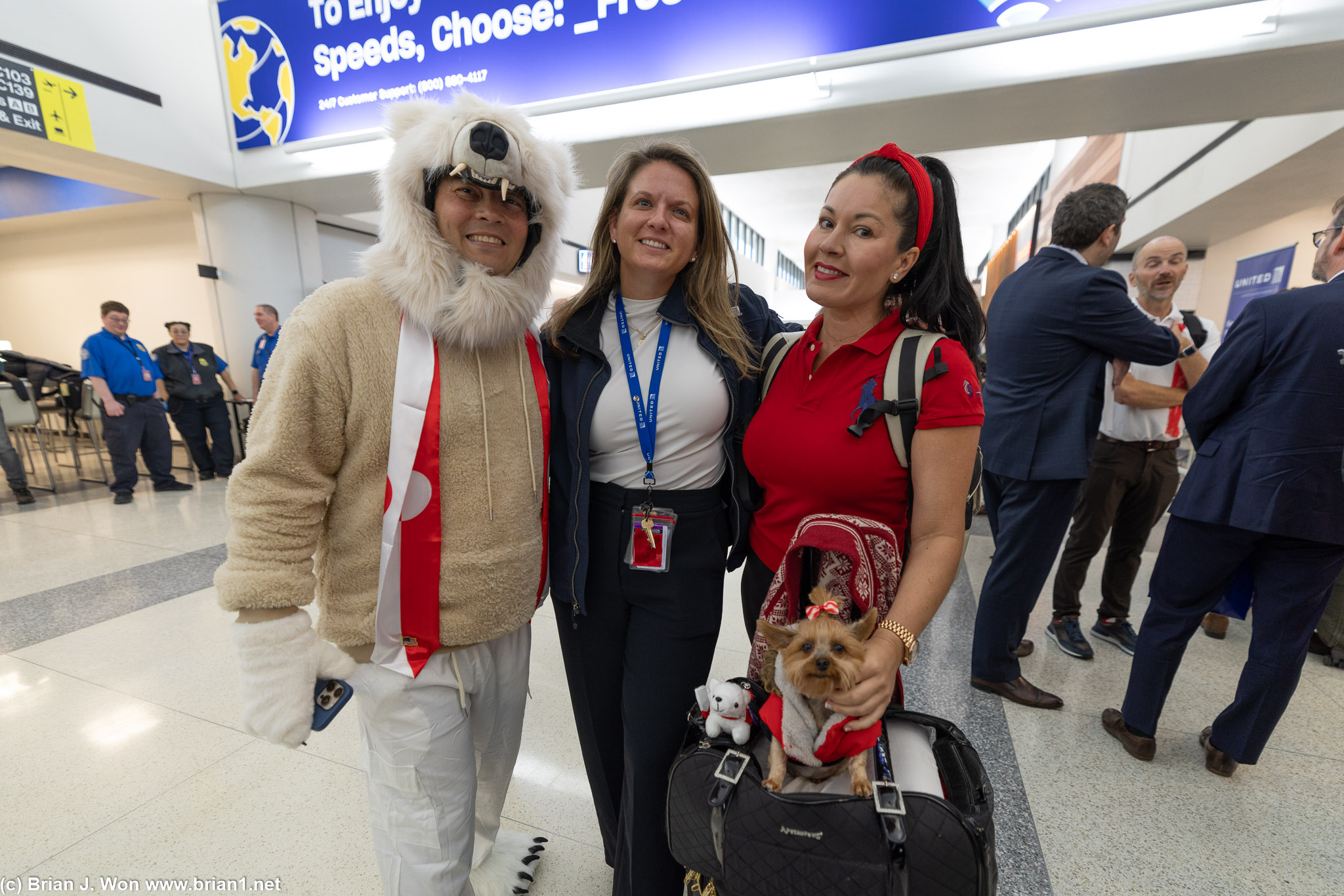 Warren, Jordan (Director, Customer Service, Airport Operations, United), and Lisa (NYCYorkieGirls).