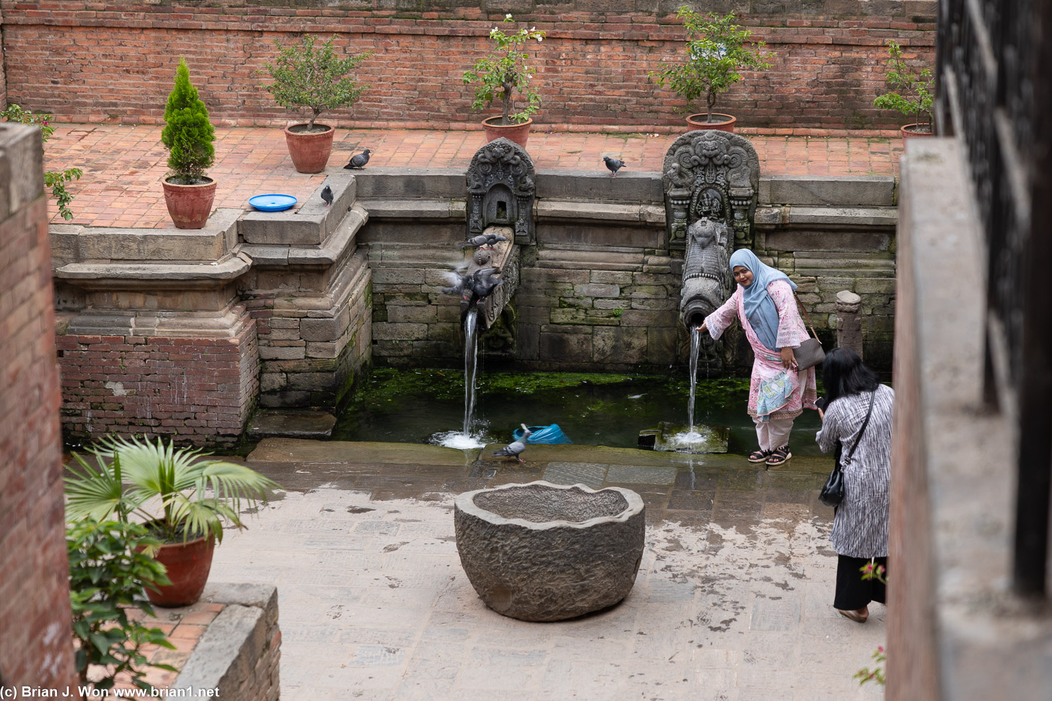 Manga: water stone spout (thanks Google!).