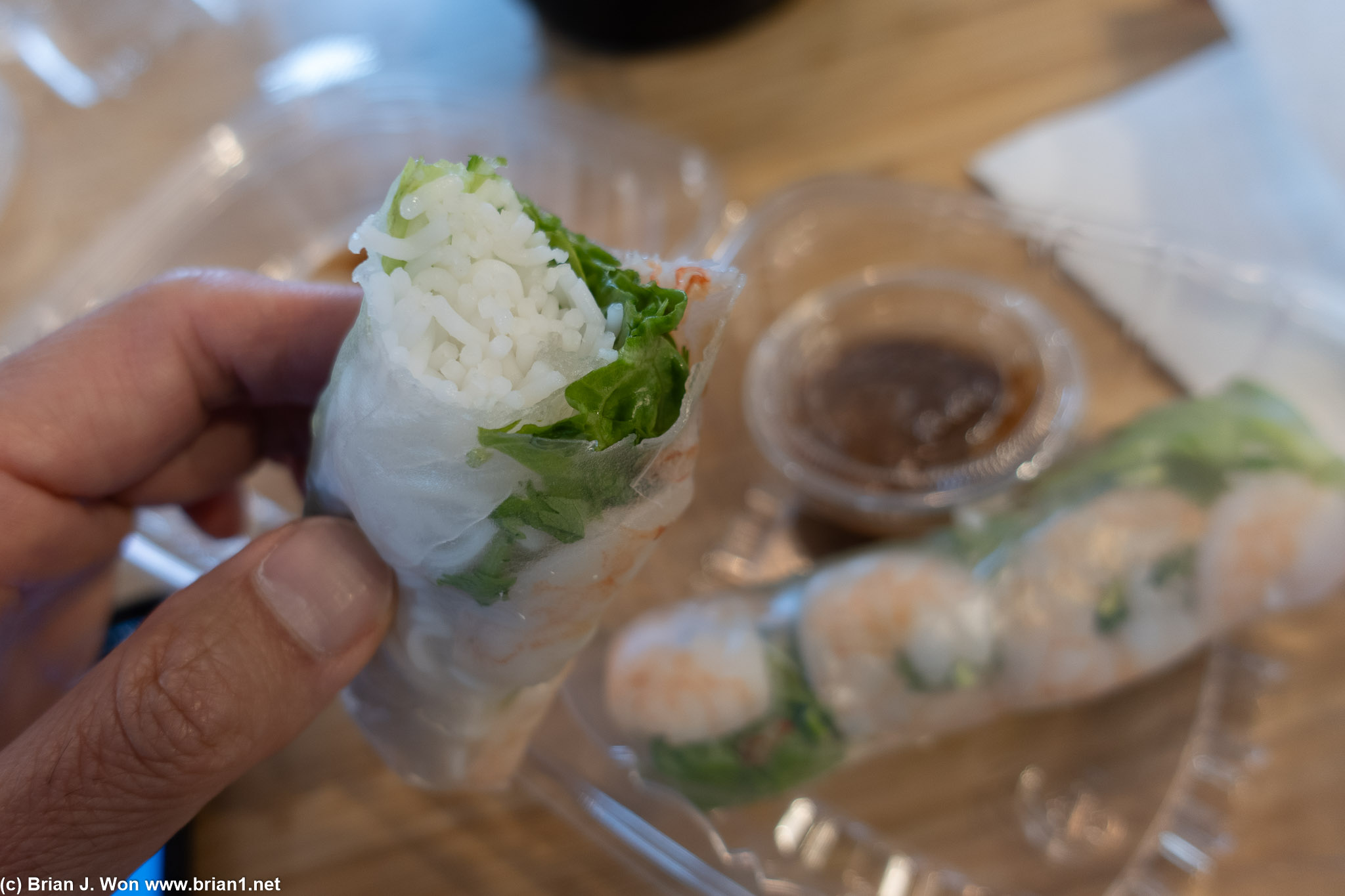 Gui cuon (shrimp spring rolls) kinda too skinny.