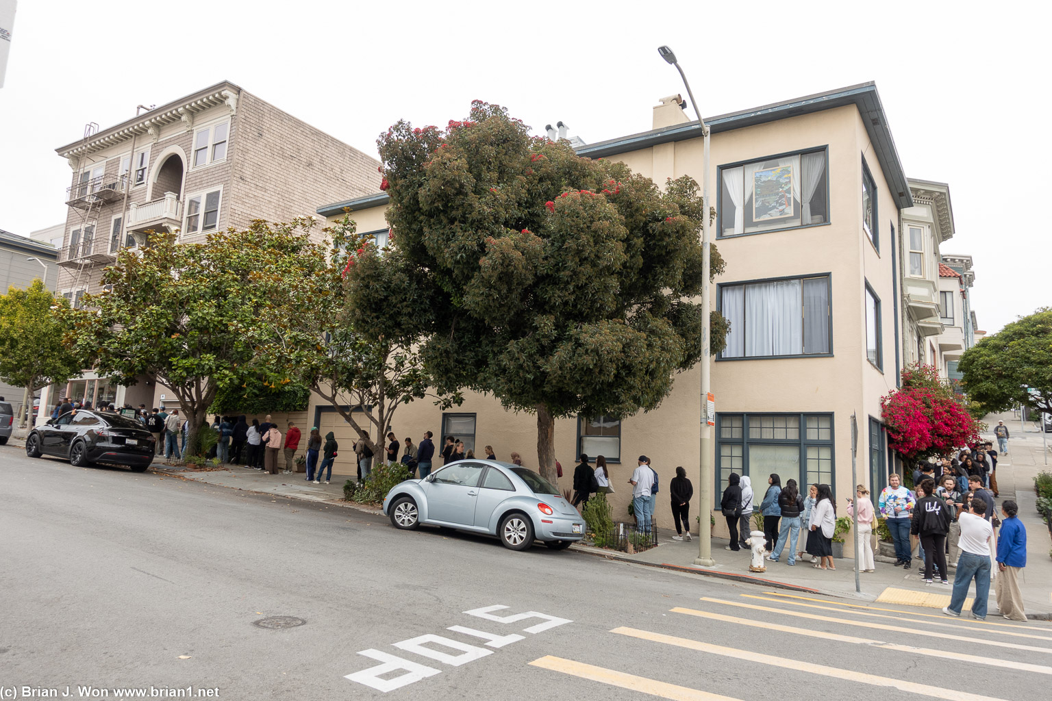 Line for Butter and Crumble is 90 minutes long.