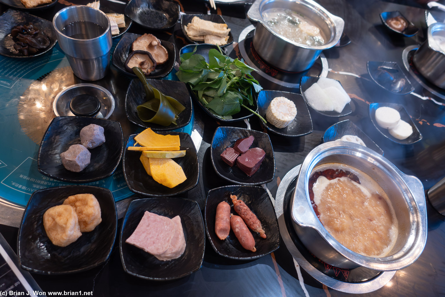 Conveyor belt hot pot.
