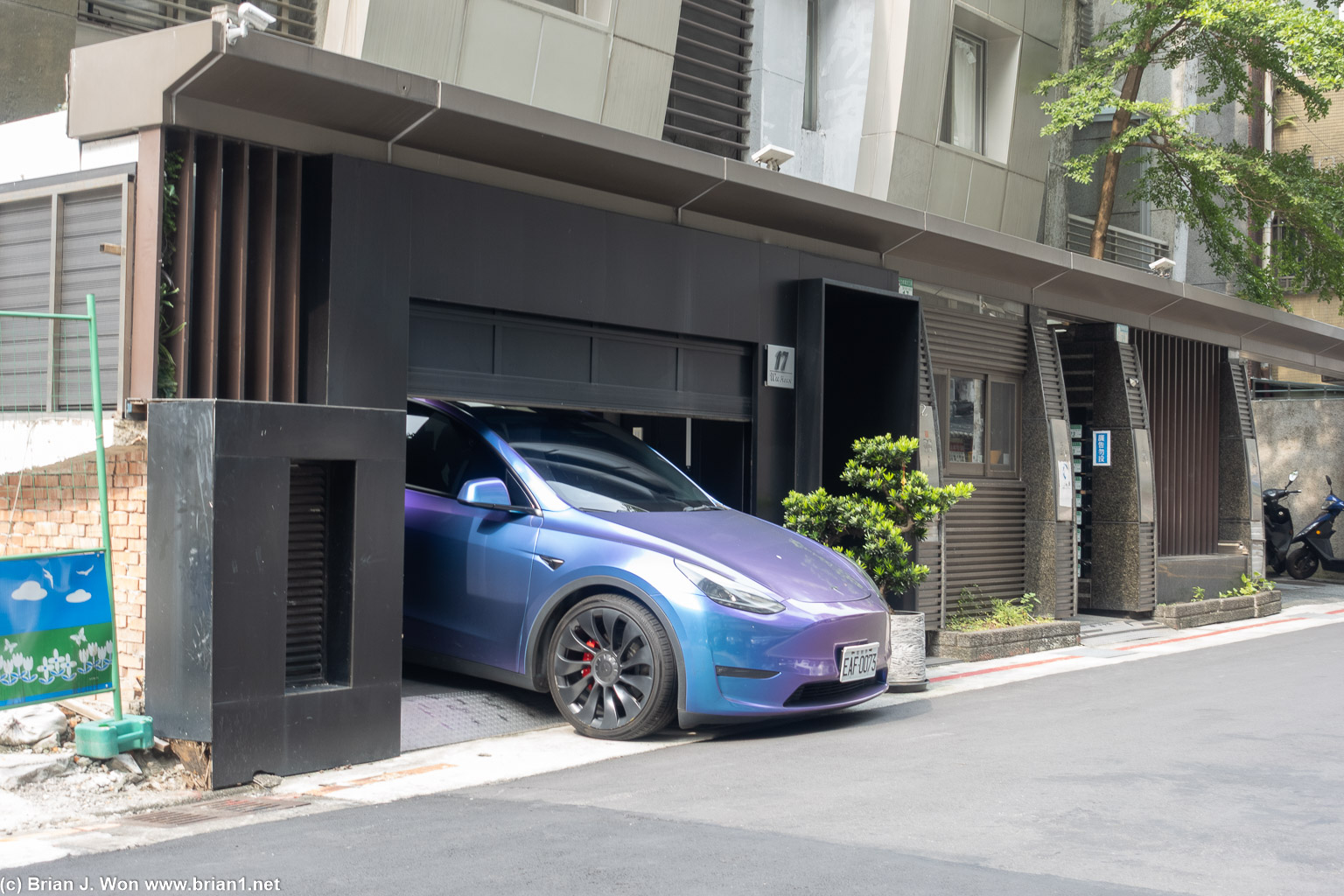 Someone really wanted a Model Y.