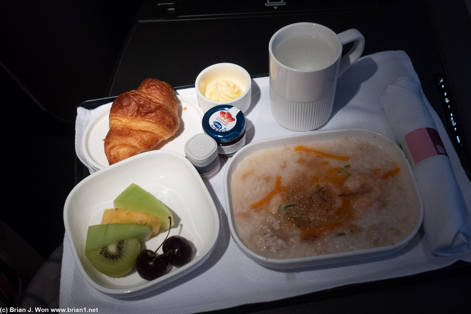 Generous portion of congee for pre-arrival.