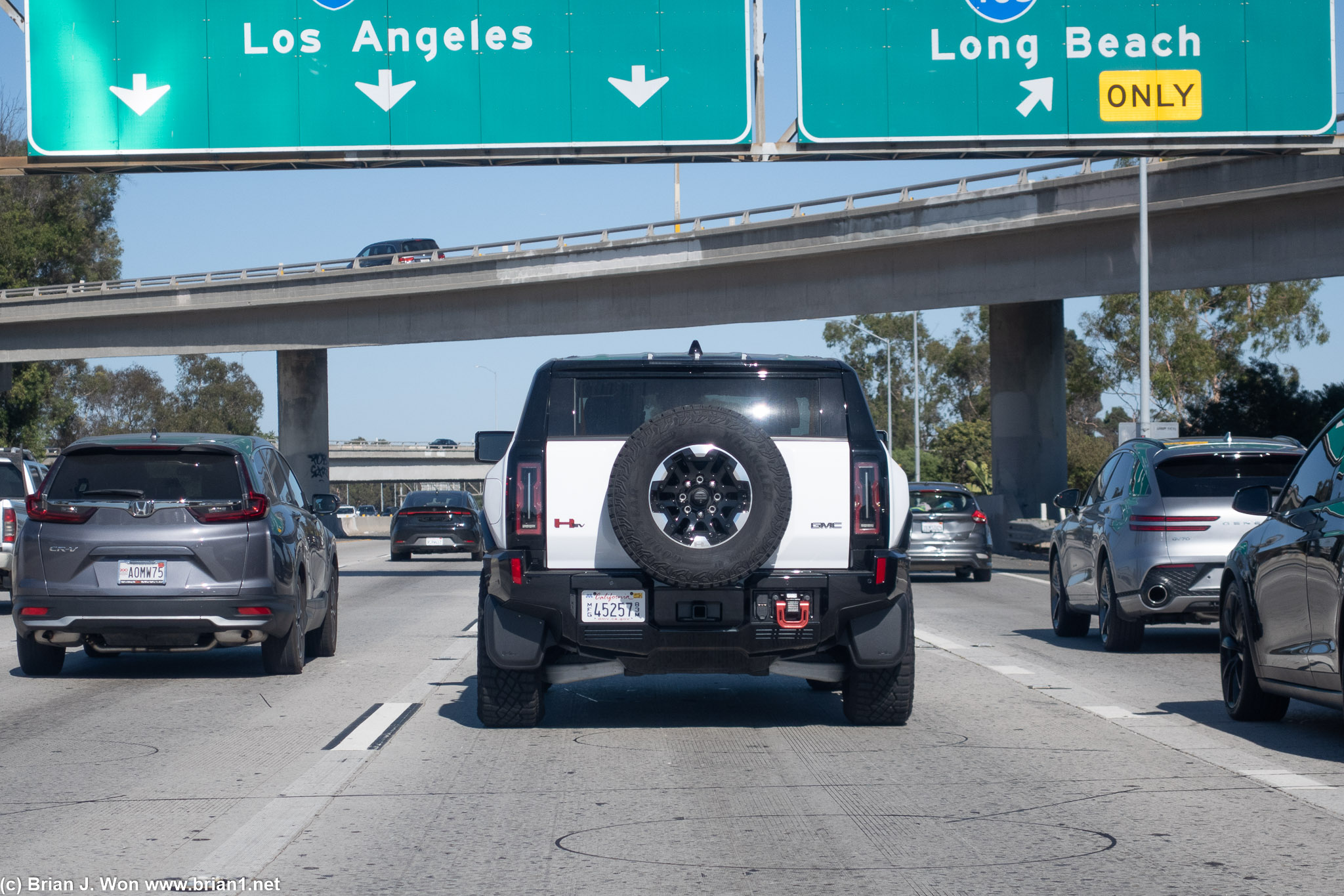Hummer EV.