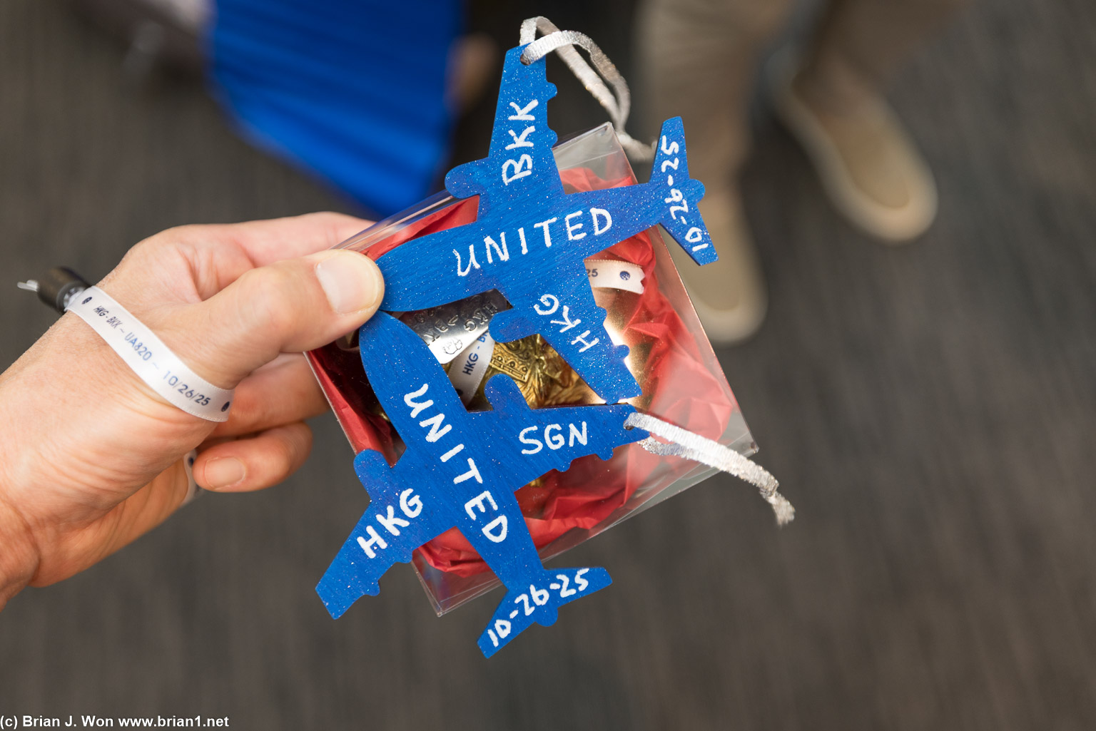 Amanda brought gifts, too!