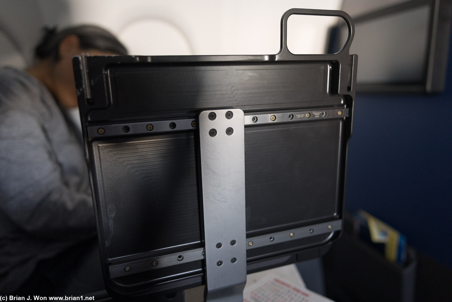 These tray tables actually work.