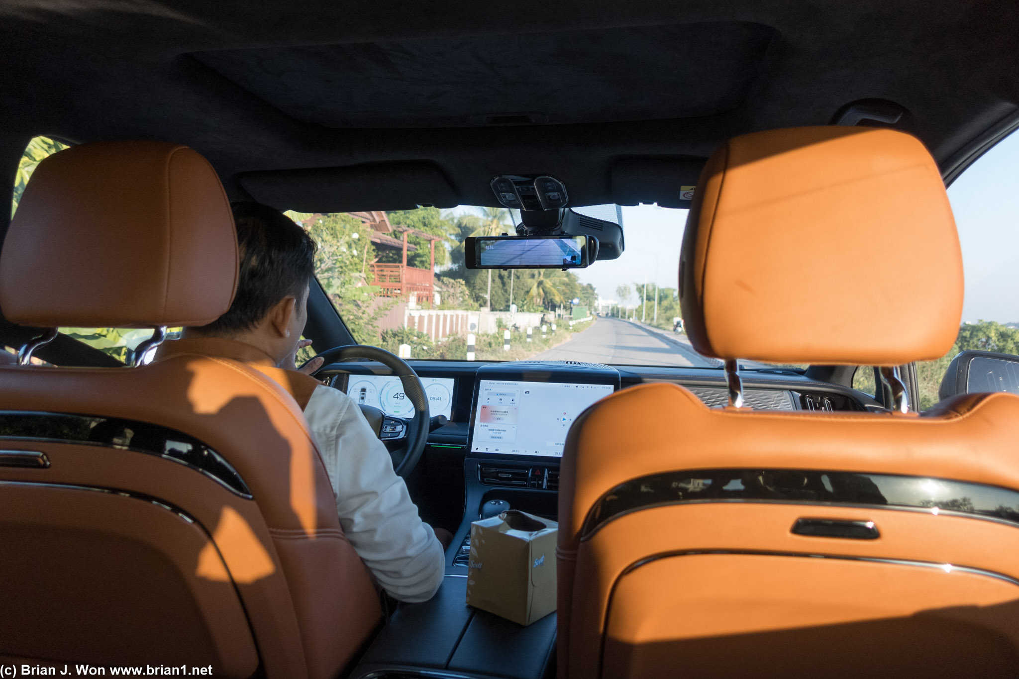 Not sure what brand of minivan this is.