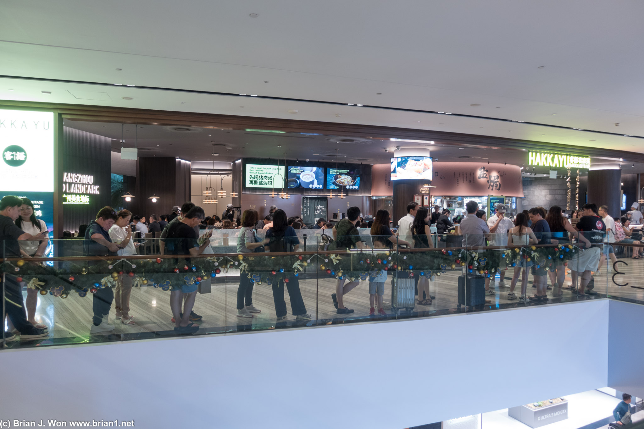 Hakka Yu has been here for a while, how are they so busy?