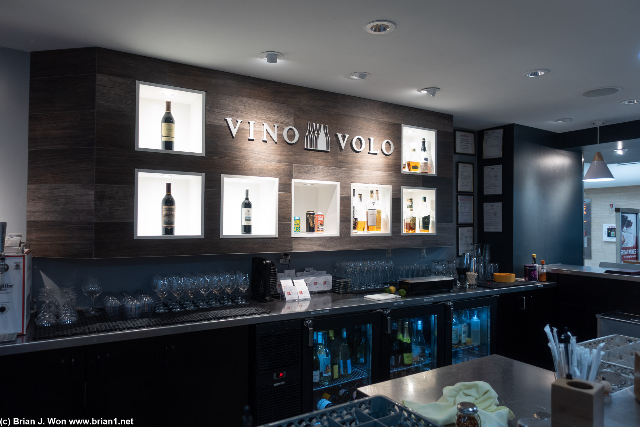 Vino Volo at terminal 1, STL.